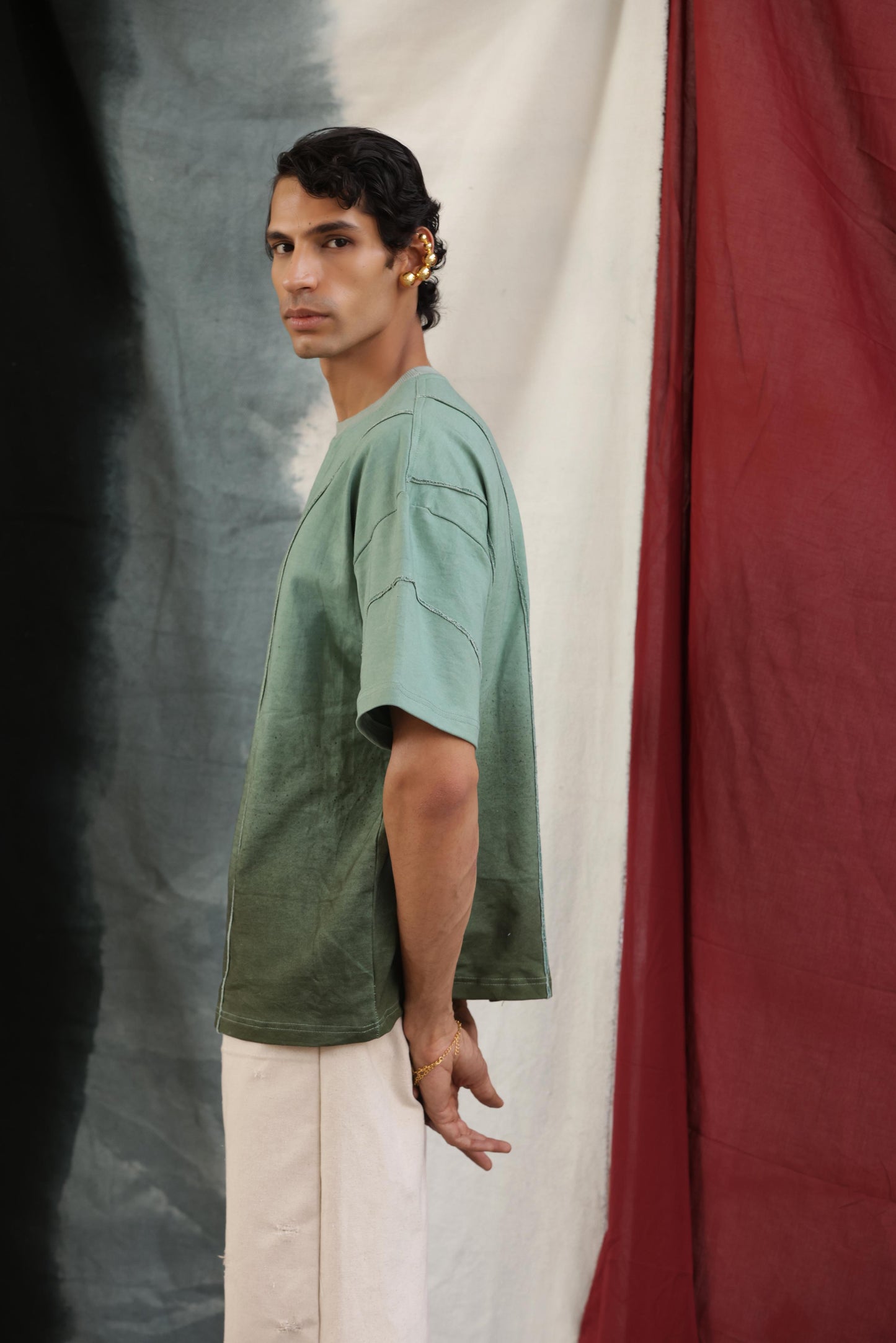 DUSTY GREEN STRIPED - Tshirt