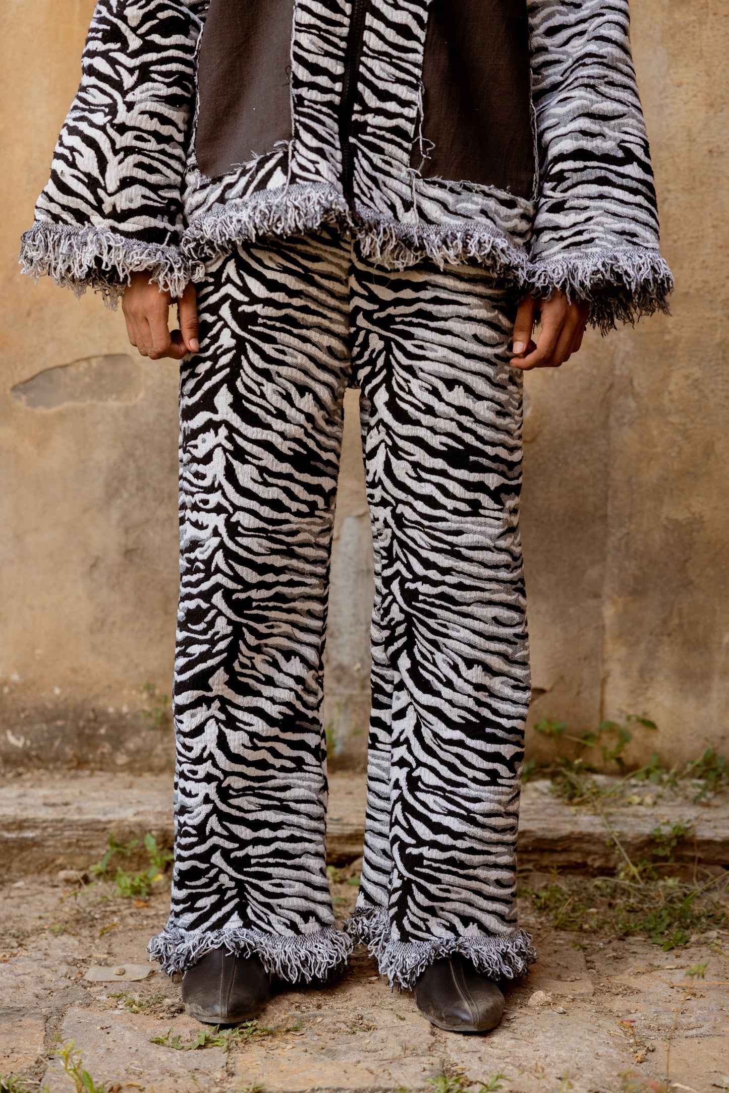 STRIPED EQUINE HANDWOVEN - PANTS