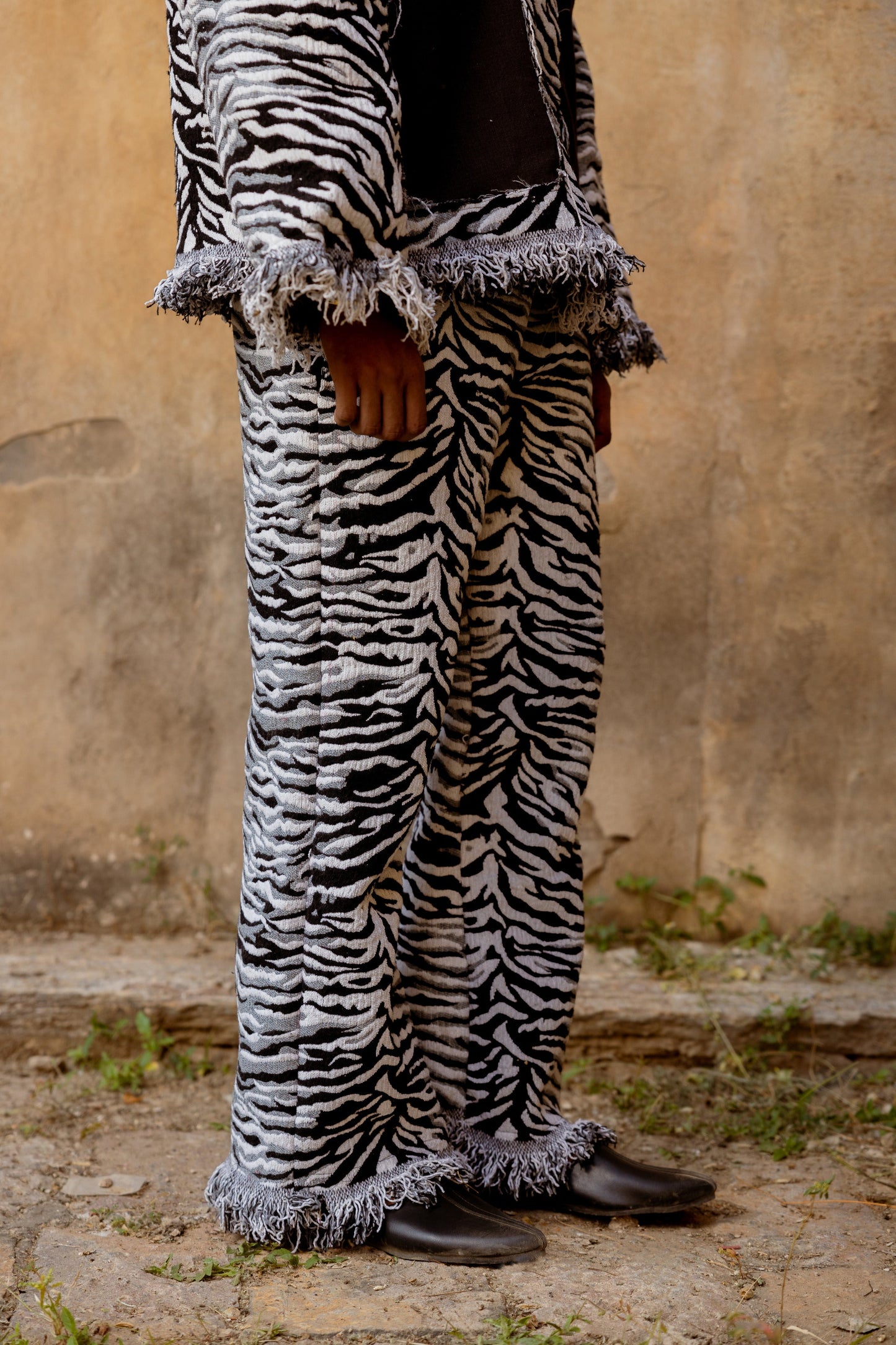STRIPED EQUINE HANDWOVEN - PANTS
